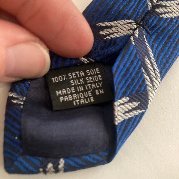 BOTTEGA VENETA Navy Silver Designer Necktie Made In Italy Luxury Tie 3.75"x56" - Picture 5 of 6